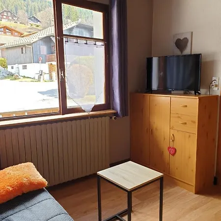 Le Si-pres Pied Des Pistes